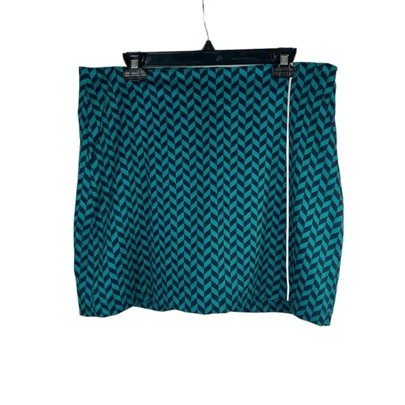 Lady Hagen woman’s blue and green patterned golf skirt skort size 10 - Picture 1 of 7